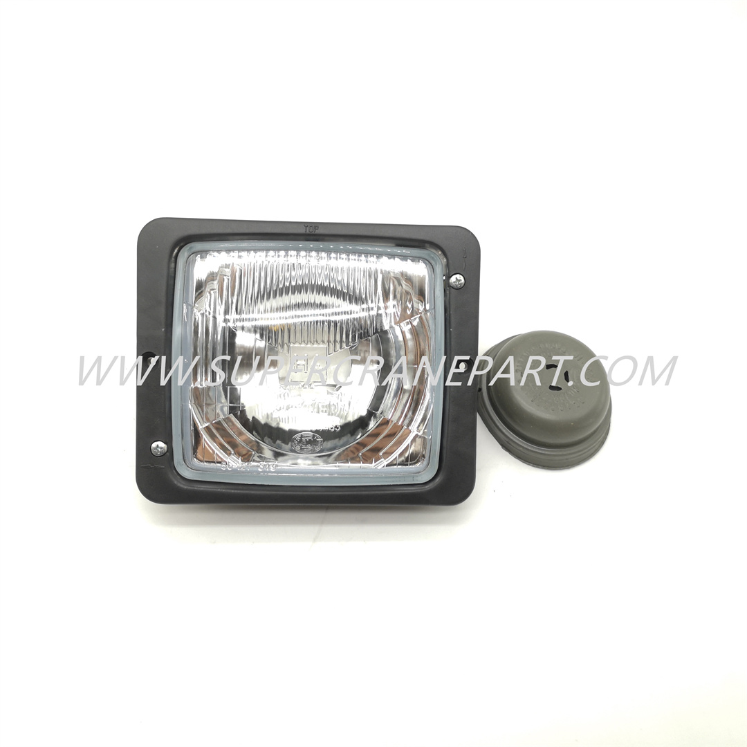 B241100000015 Headlight 0.93-24-P0-W