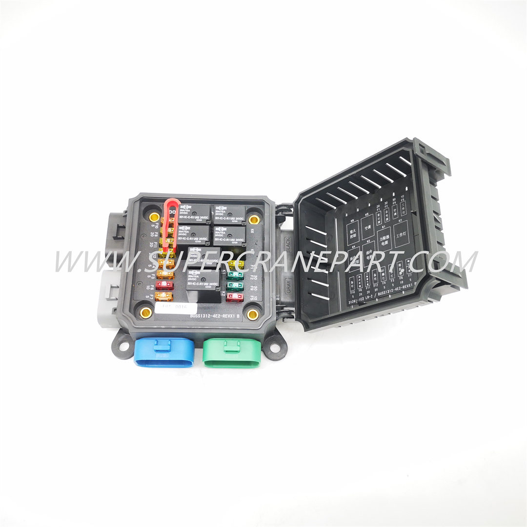 B249900001443 Panel, Fuse & Relay BUSS1312-4E2