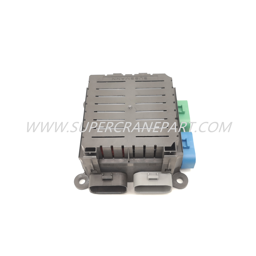 B249900001443 Panel, Fuse & Relay BUSS1312-4E2