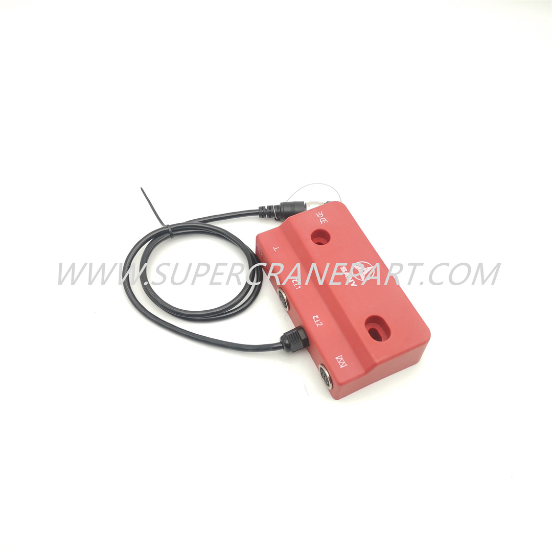 142999000015A Junction Box FXH1-4-AMPN