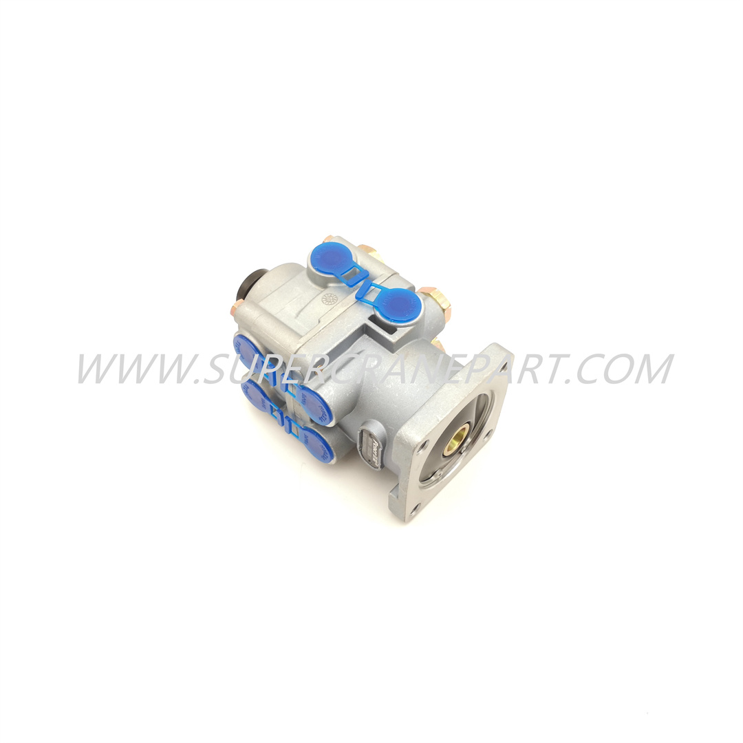 A220401000250 Foot Brake Valve 3514CF1-020CH