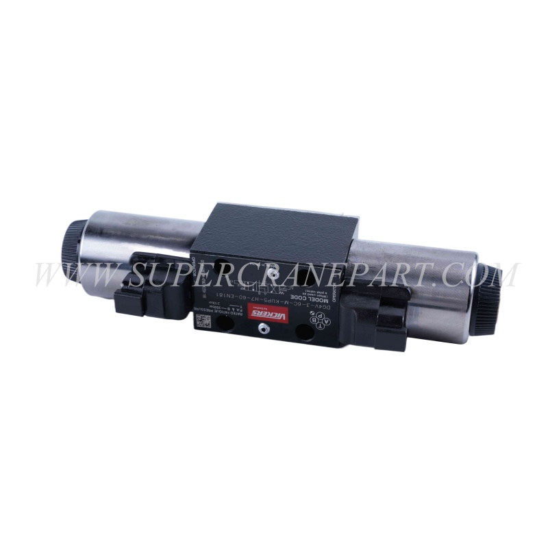 60059724 Solenoid Directional Valve DS3-S3/11V-D24K7/W7