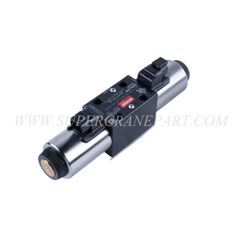 60059724 Solenoid Directional Valve DS3-S3/11V-D24K7/W7