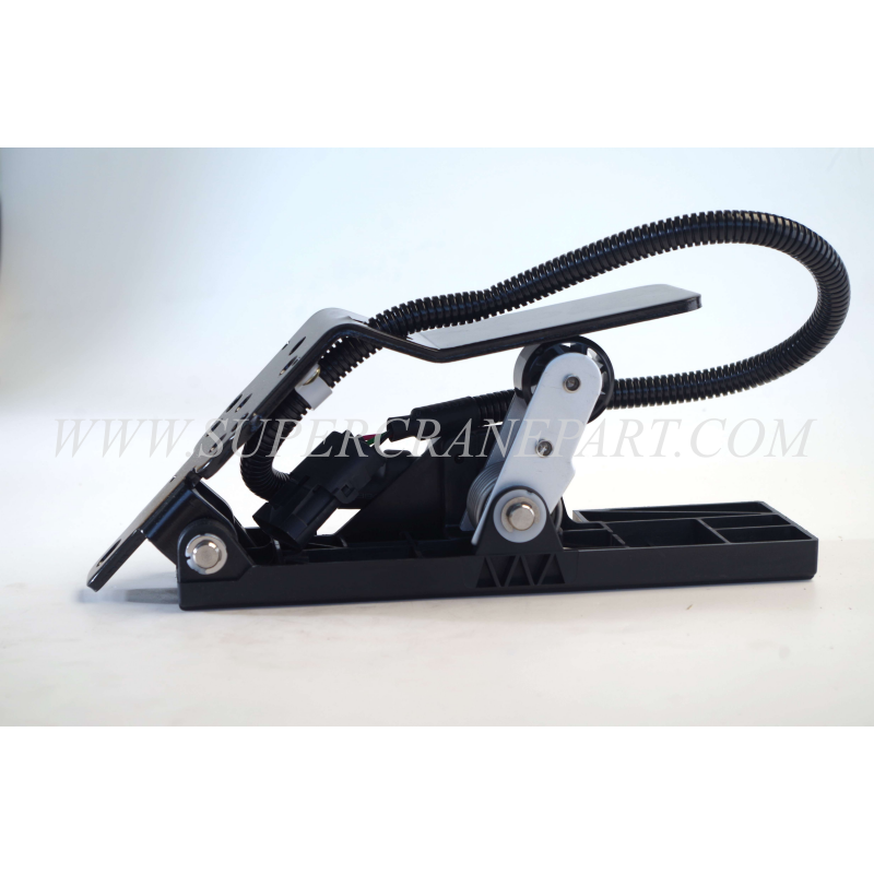 141702020008D Electronic Throttle J-B0145(4508)